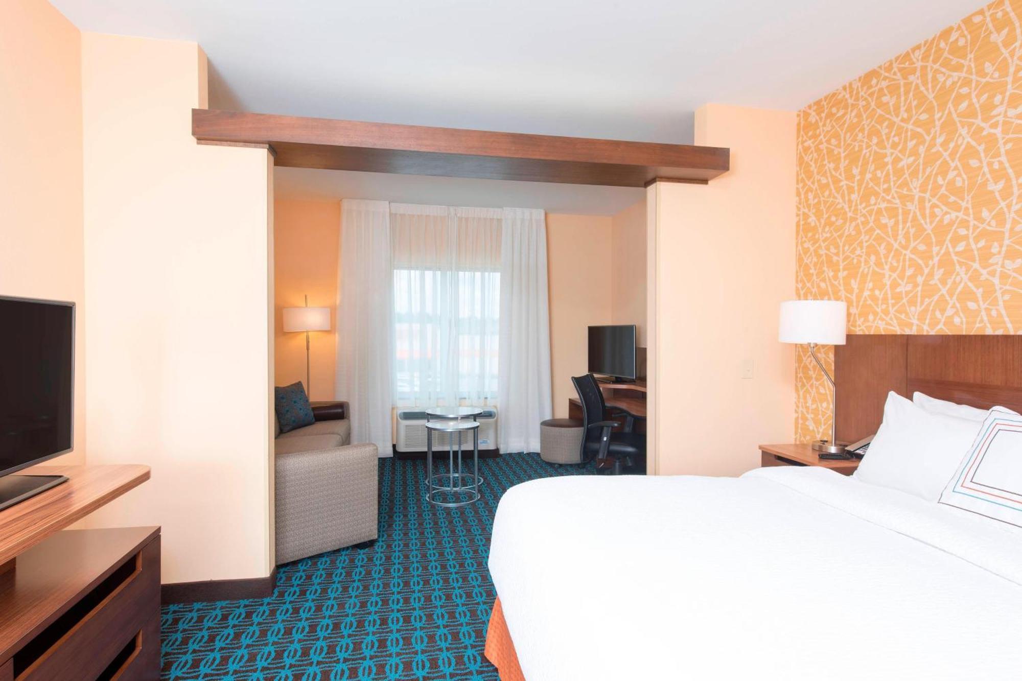 Fairfield Inn & Suites By Marriott Jackson Клинтон Экстерьер фото