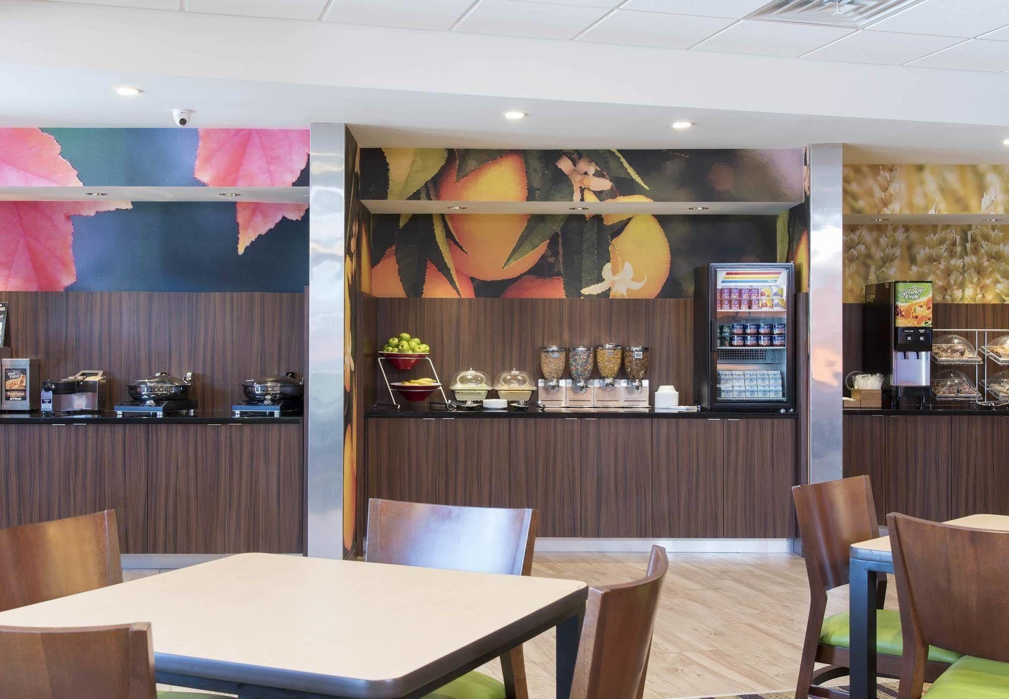 Fairfield Inn & Suites By Marriott Jackson Клинтон Экстерьер фото